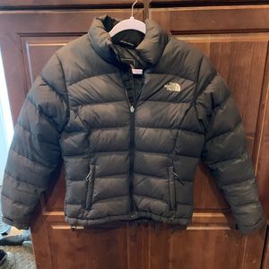 North face women’s nuptse puffer
